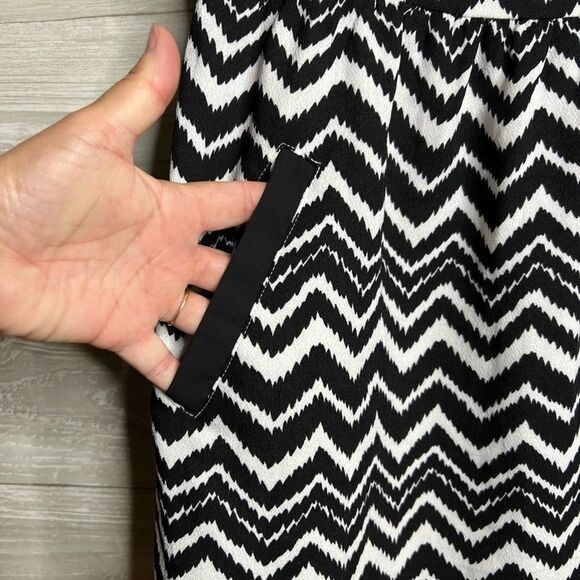 Charming Charlie Dress - Picture 2 of 6